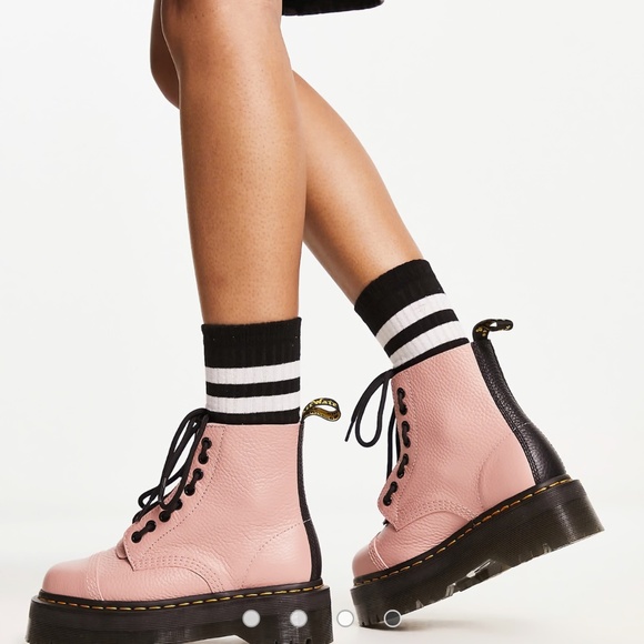 New Dr. Martens Sinclair Zip Front Boots in Peach Leather - Picture 10 of 10